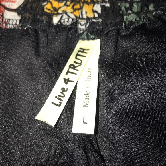 Floral Maxi Short-Skirt with Slit - Picture 5 of 5